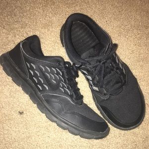 All black nikes